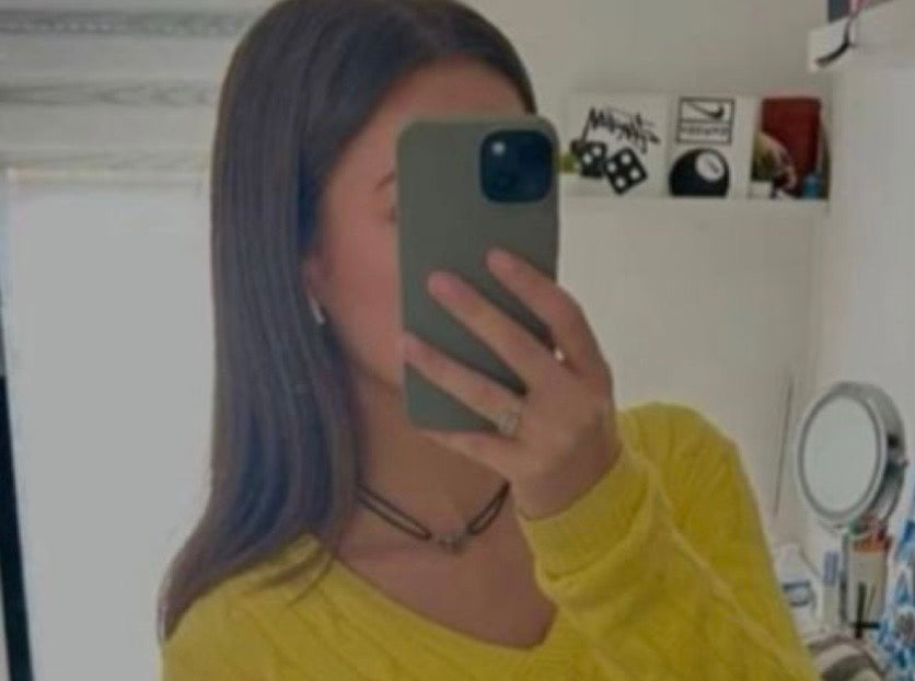 <em>Melina</em>